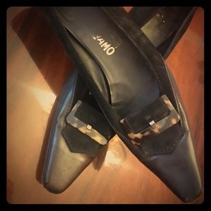 Vintage Salvatore Ferragamo pumps